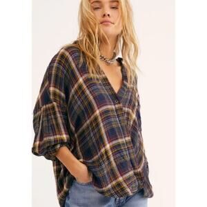 We The Free People Women's Hidden Valley Plaid Top XS Navy Oversized Button Down